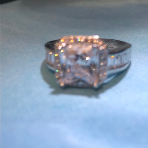 Square cut zirconium ring - Picture 6 of 6